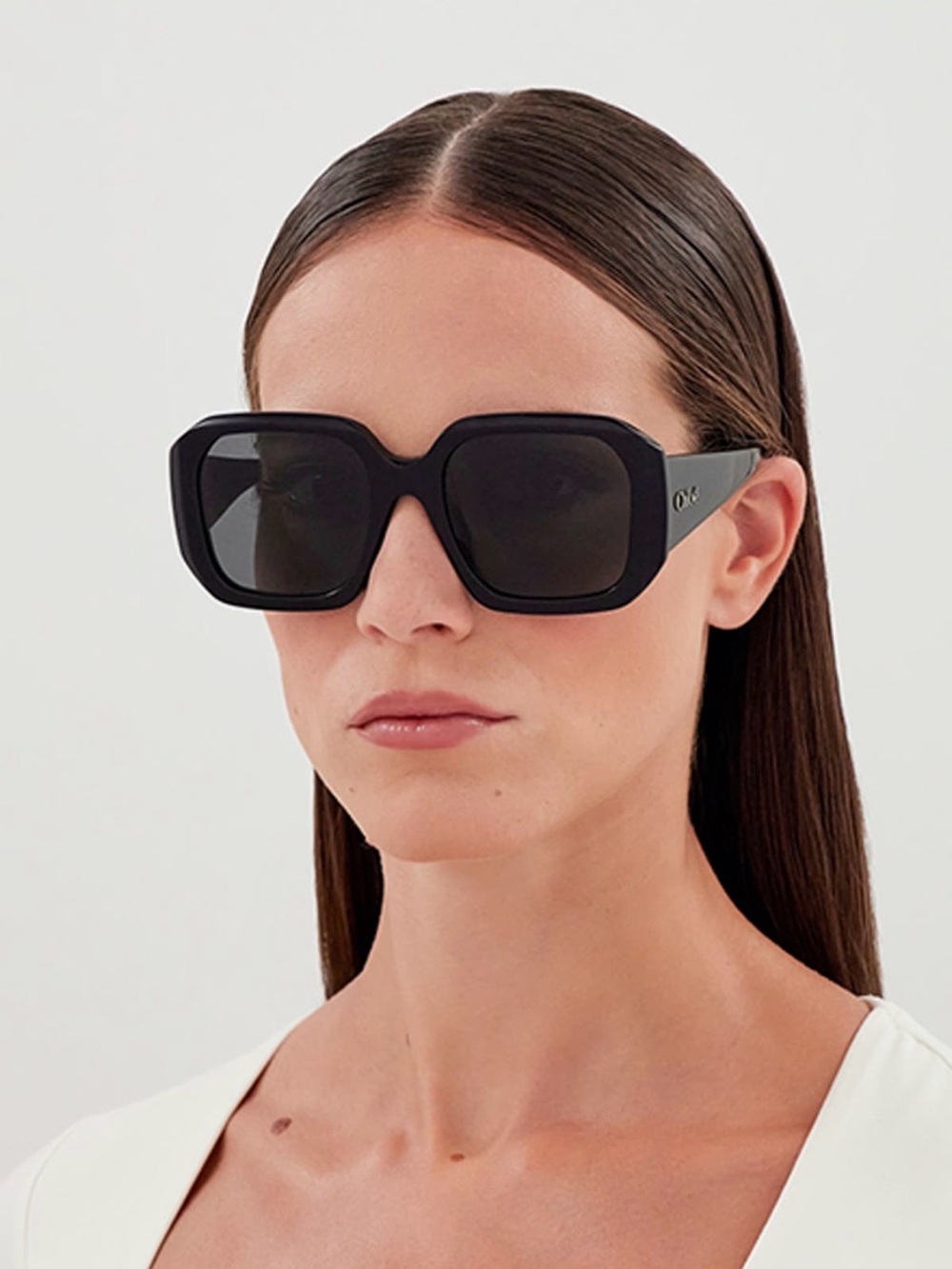 Chloé 54mm Square Sunglasses BLACK NWOT w case and cleaning cloth